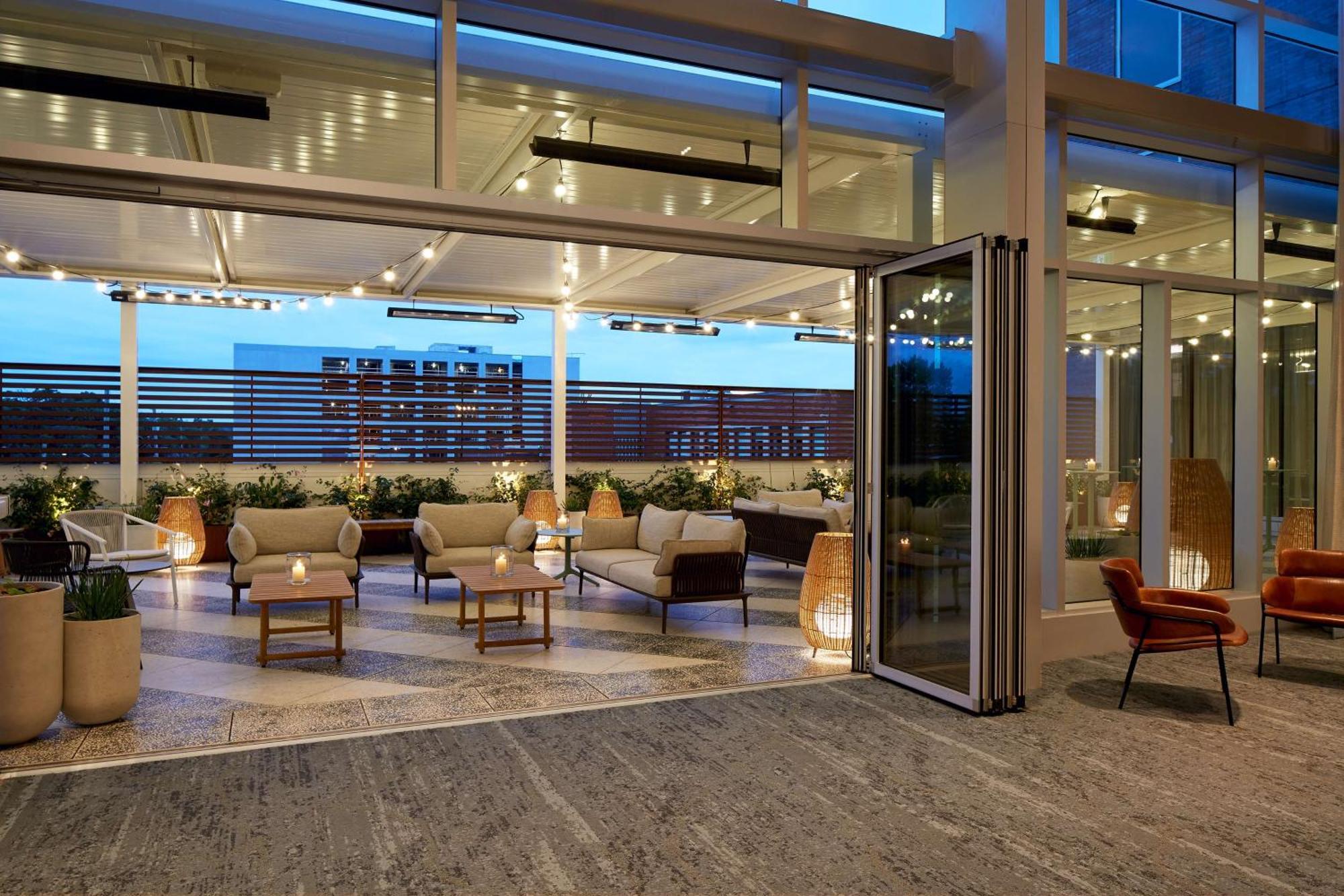 Hilton Garden Midtown, Quebec, Canada 4*